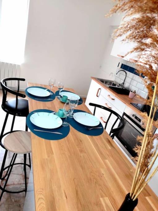 L'antique Spa: Jacuzzi Sous Patio Apartment Orange (Vaucluse)